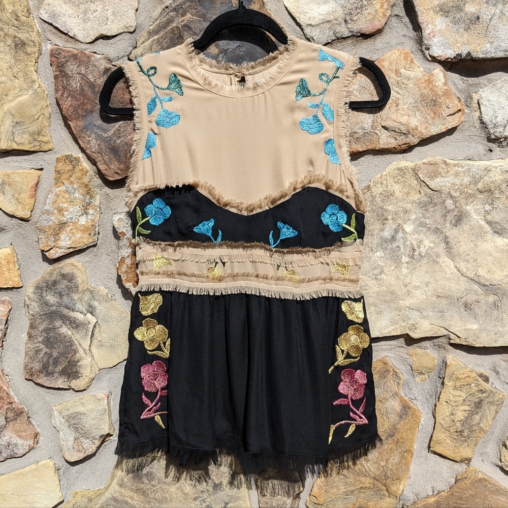 Cynthia Rowley Embroidered Silk Peplum Top Sz S/M